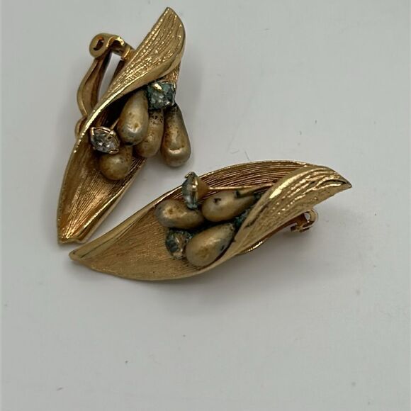 Vintage Earrings – Clip-On Neutral Glam AB Nature - Picture 2 of 14